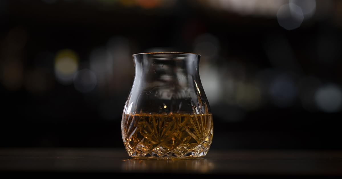 GLENCAIRN Mixer Premium Cut Scotch Whisky Glasses, Set of 2, For Nosing and Tasting Spirits - Image 3